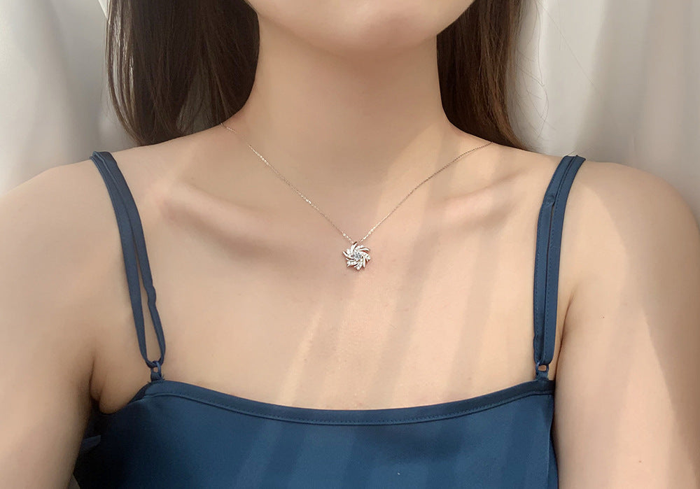 S925 Moissanite Windmill Necklace