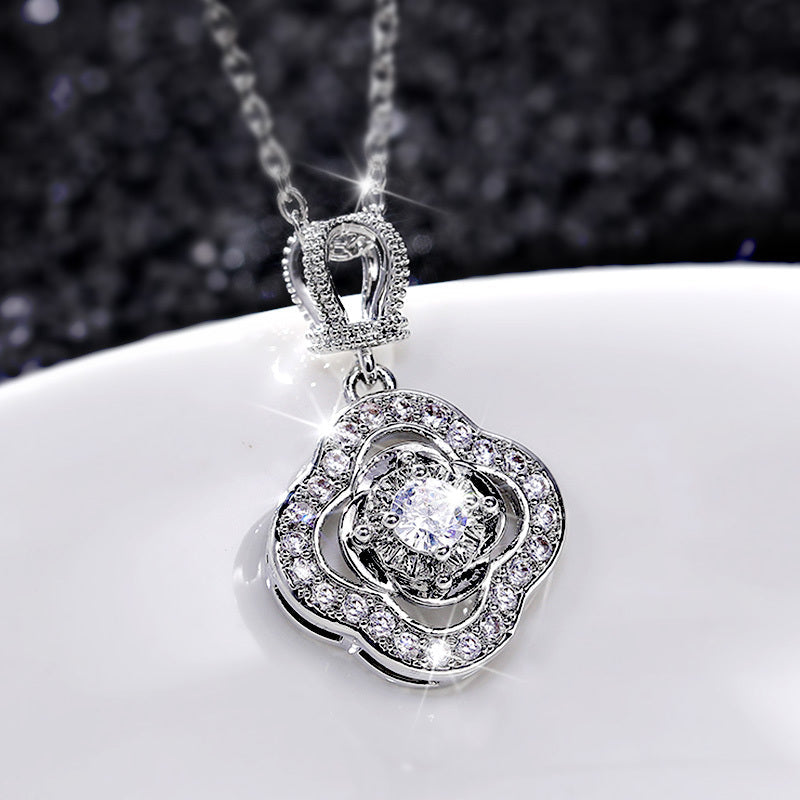 Four-Leaf Clover Pendant Necklace Aura Rene