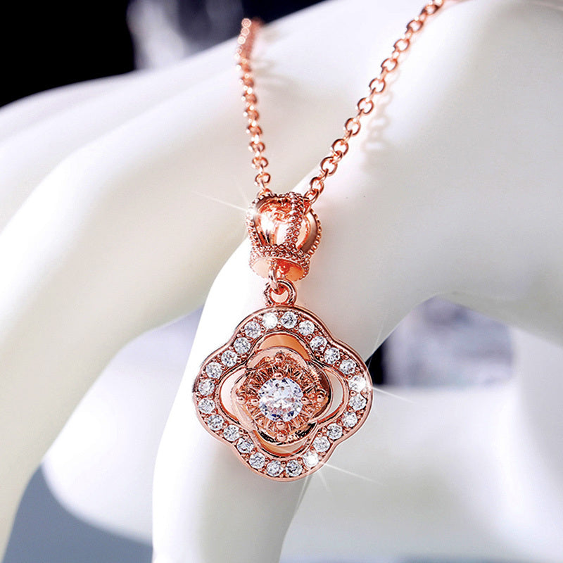 Four-Leaf Clover Pendant Necklace Aura Rene